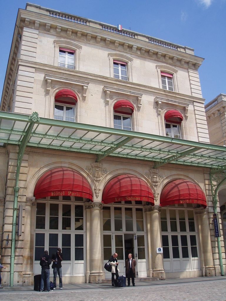 Kyriad Paris 10 - Gare De L'Est Kültér fotó